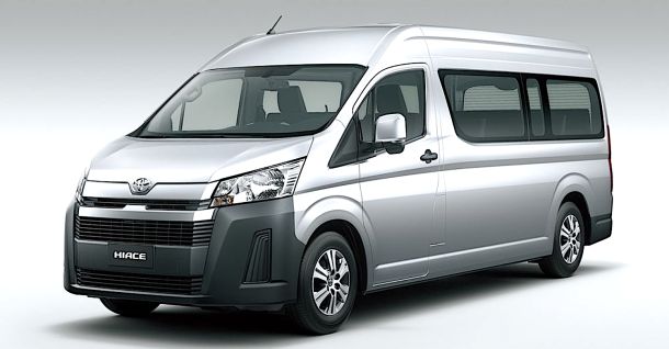 TOYOTA HIACE 12 SEATER AUTOMATIC